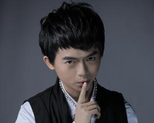  炎彬