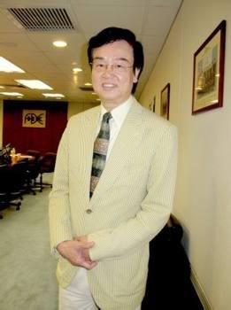 72% 石天 19% 黄百鸣 9% 影城电影(香港)有限公司 金公主娱