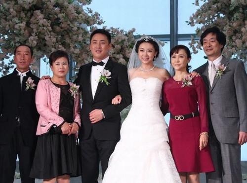 濮存昕女儿结婚时