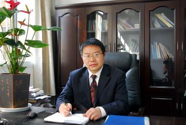 学院党委书记  赵伟