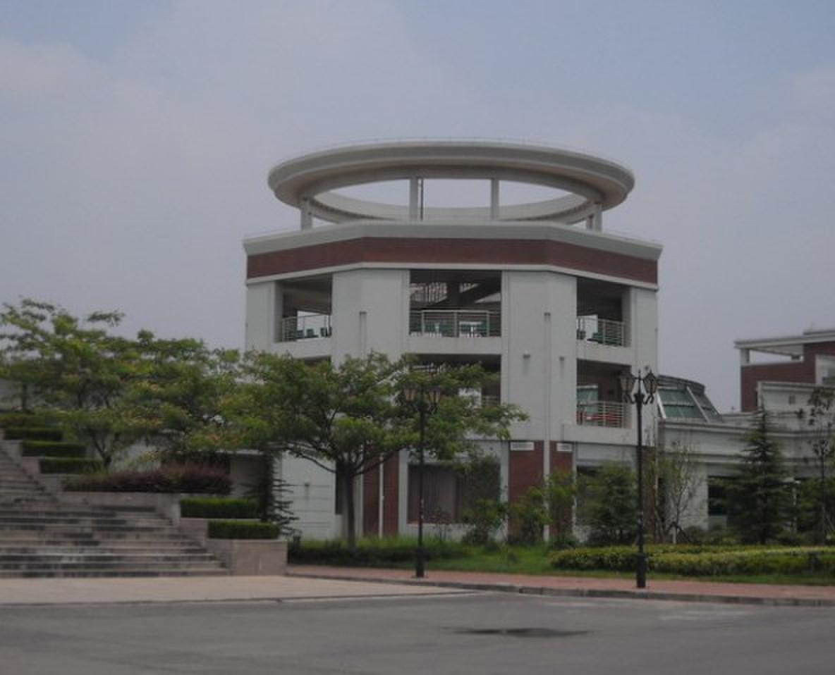 揚州大學廣陵學院