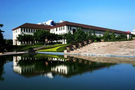 重庆医科大学护理学院