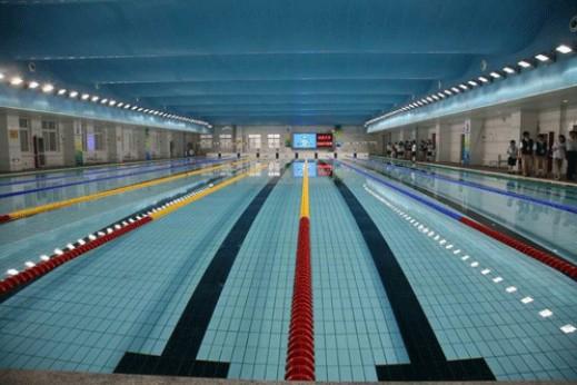 [3]北京八中注重细节的培养,在学生的日常行为上有较多的约束.