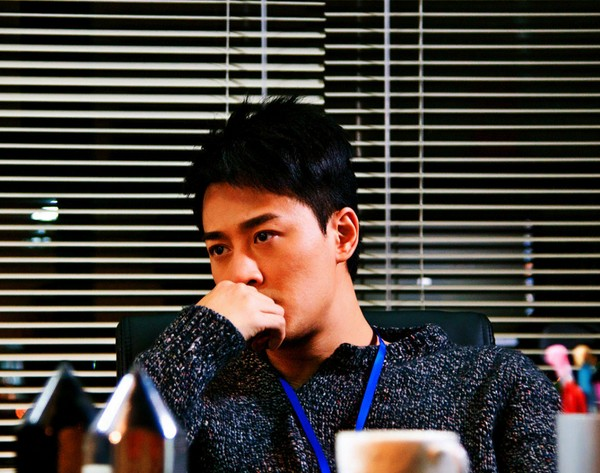 林峯 饰 龙天爵