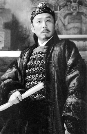 勾践(陈道明 饰)《卧薪尝胆》