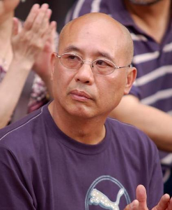 何群(珠江电影制片公司导演) - 搜搜百科