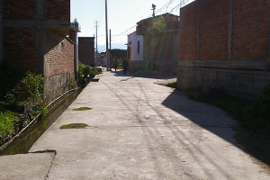 村内硬化路面