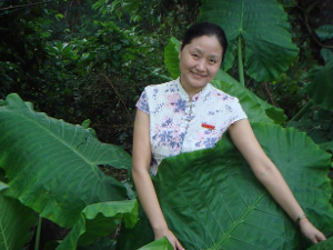 凤凰传媒董事长 中国美术学院版画系教师 广西大学化学化工学院教授