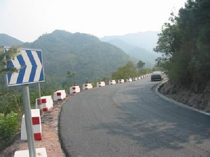 桐桥村公路