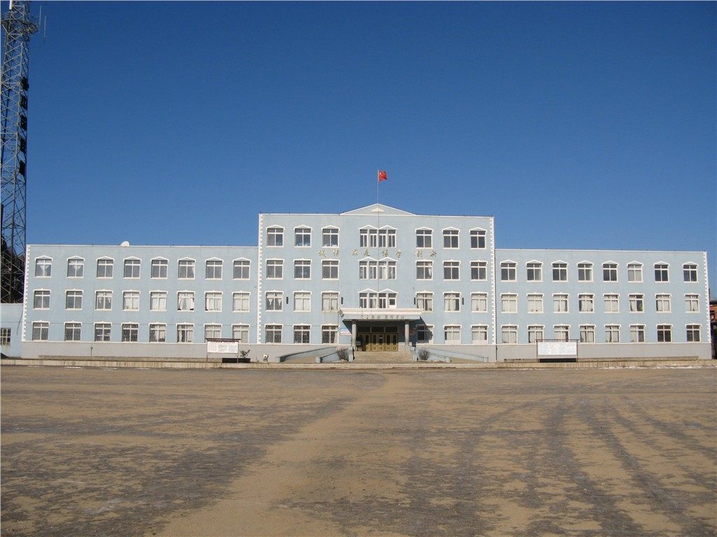 岫岩县石庙子中学