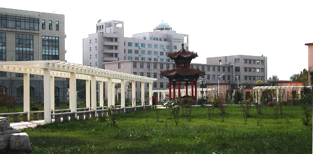 菏泽学院