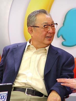 唐杰忠出生在北京的一个贫寒之家,1949年1月29日,这个17岁的高中生在