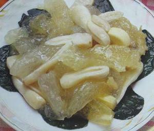鸡腿菇烧蹄筋