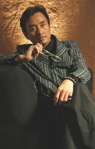 吴岱融