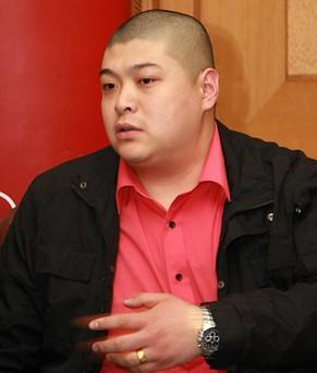 相声晚会举行 德云社"戊子闹春"元宵节专场相声晚会在北京演出两场