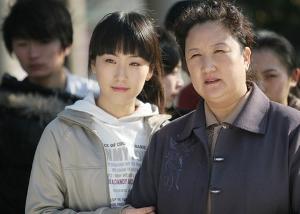 《穷妈妈富妈妈》剧照