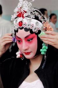 李国静