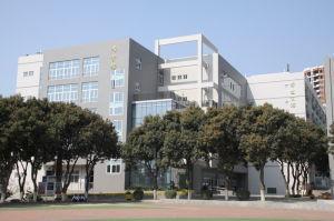 学校食堂
