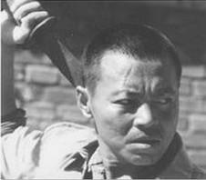 赵小锐在《烈火金刚》里的造型