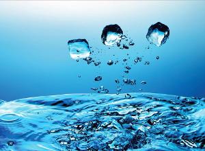 水