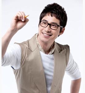 姜志焕饰演李镇秀