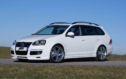 a variant of smurf2 protects mice against colitis-associated