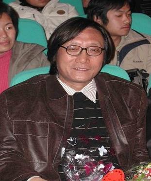 华中科技大学学生主持人 影视演员 词曲唱作人大陈超 南京军区军事