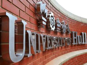 赫尔大学