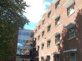 加拿大卡尔顿大学