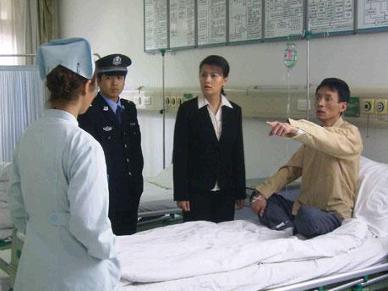 《铁骨芳心》剧照