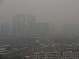 霾笼深圳