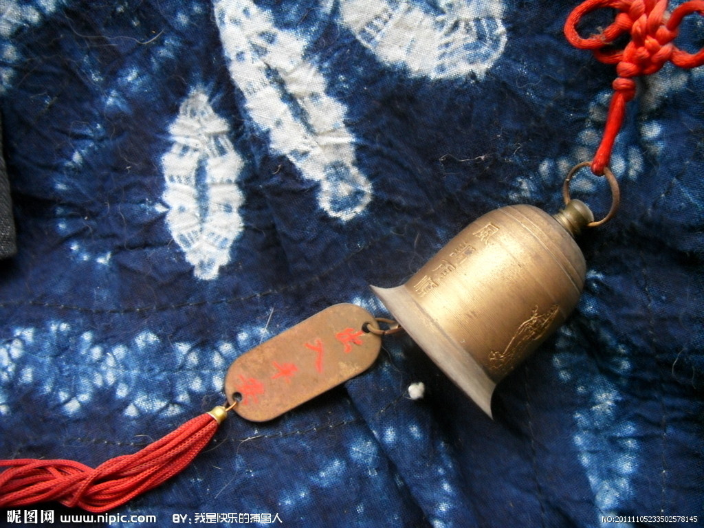 驼铃(骆驼脖子下的铃铛)