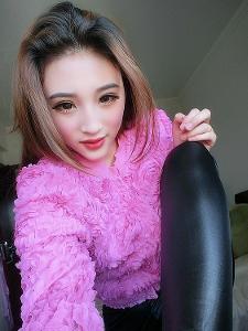 张含笑