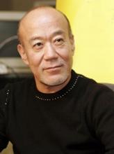 【街拍照】久石让室内照