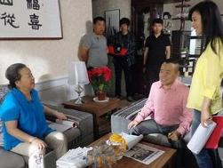 男媒婆剧照