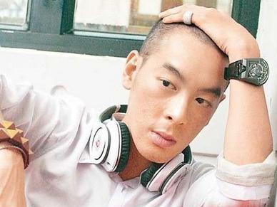 麦浚龙生活照
