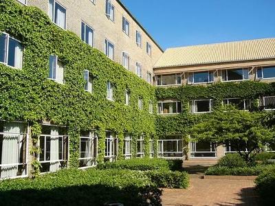 奥尔胡斯大学