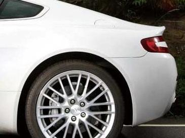 V8 Vantage 高清图