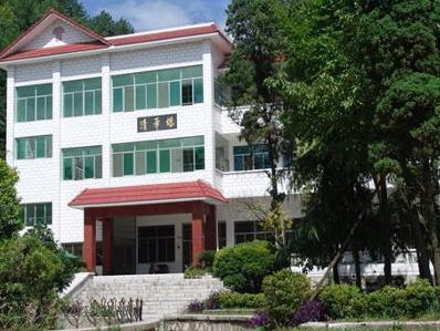 贵阳市清华中学