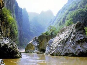 花江大峡谷