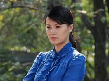 《铁骨芳心》女主角芳华