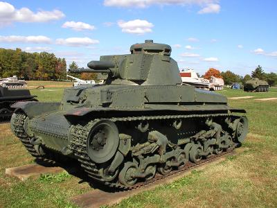 在二战中被纳粹德国采用,德军称为panzerkampfwagen 35(t)(pz