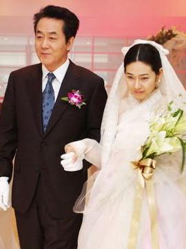 1996 kbs《澡堂老板家的男人们》(客串)1996 mbc《若我们爱》1990