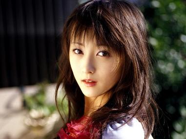 小松彩夏