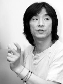 丁武相关图片