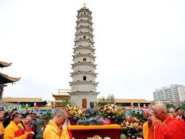 鸠摩罗什寺举行舌舍利塔修复开光仪式