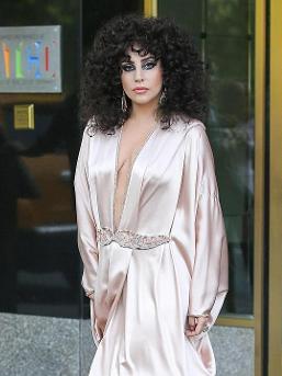 Lady Gaga凸点穿睡