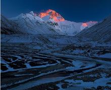 贡嘎雪山