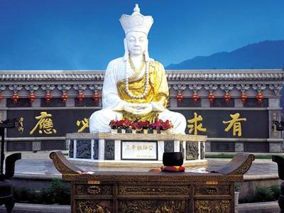 义中禅师,俗姓杨,名义中(公元781 -872年),一心向佛,悬壶济世,广济众