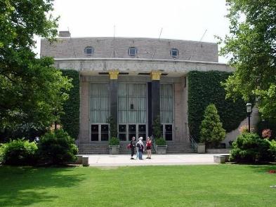 霍夫斯特拉大学校园风景